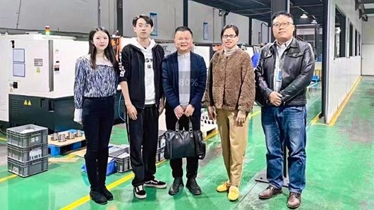 感謝啟迪領導來敝司交流指導